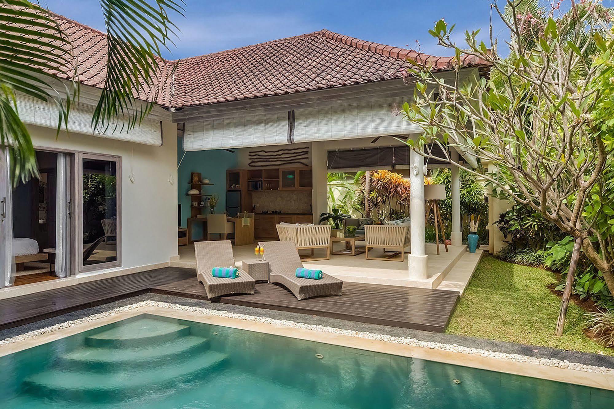 4S Villas At Seminyak Square Exterior photo